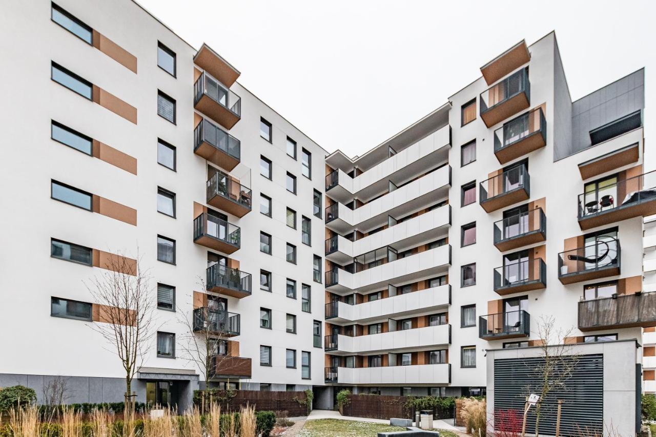 Fort Wola 12A By Homeprime Varşovia Exterior foto